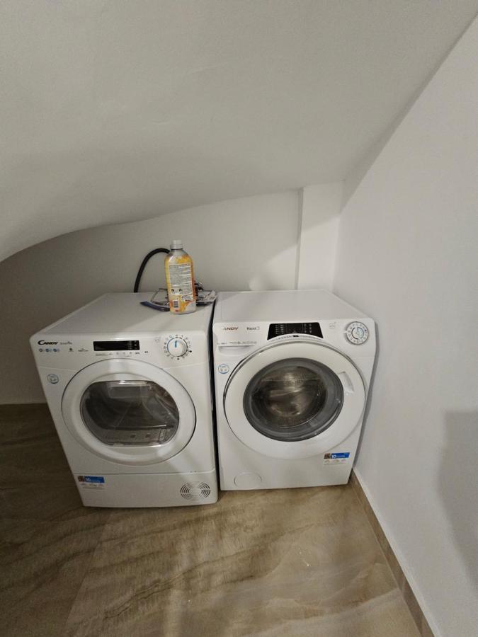 Didi Apartament Craiova Buitenkant foto