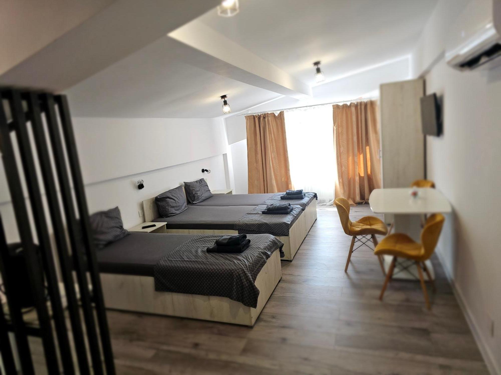 Didi Apartament Craiova Buitenkant foto